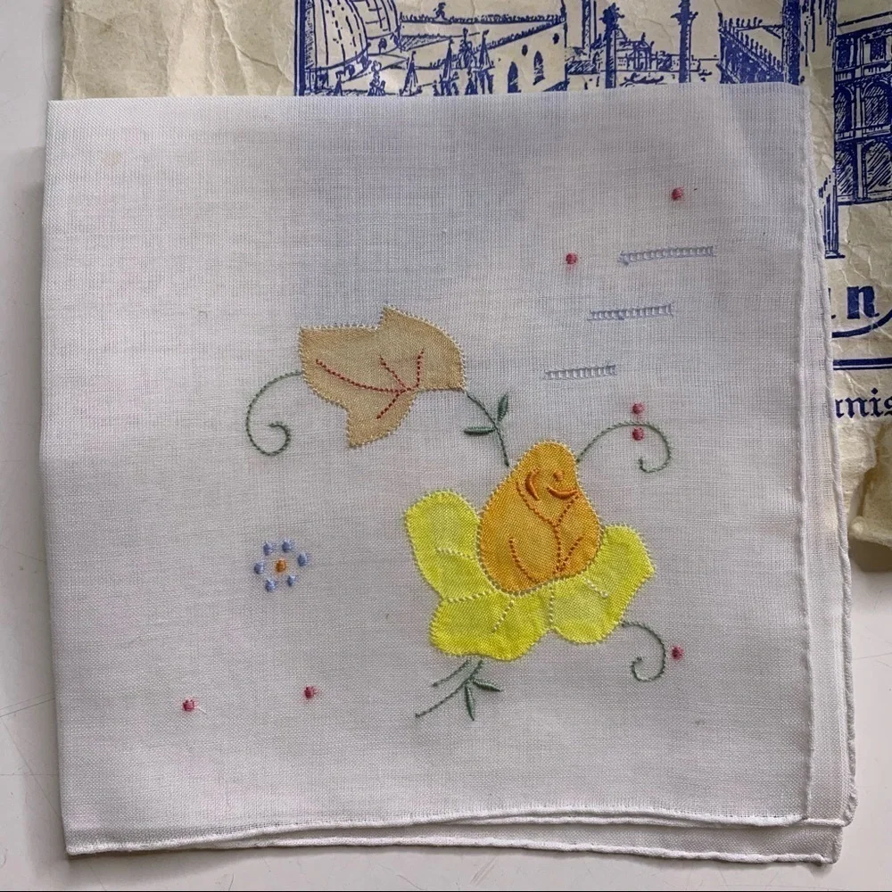 Vintage Benetian lace Benezianische Spitzen Embroidered flower linen napkin set